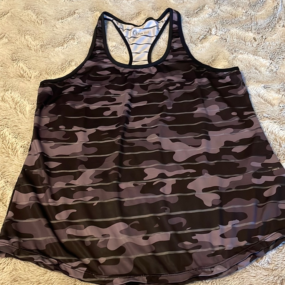Medium Zyia Havana tank. Worn a few times.